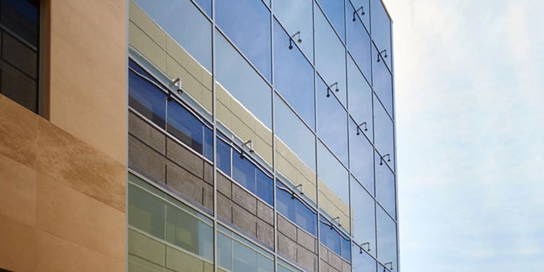 101.6mm-flush-glazed-thermally-broken-framing